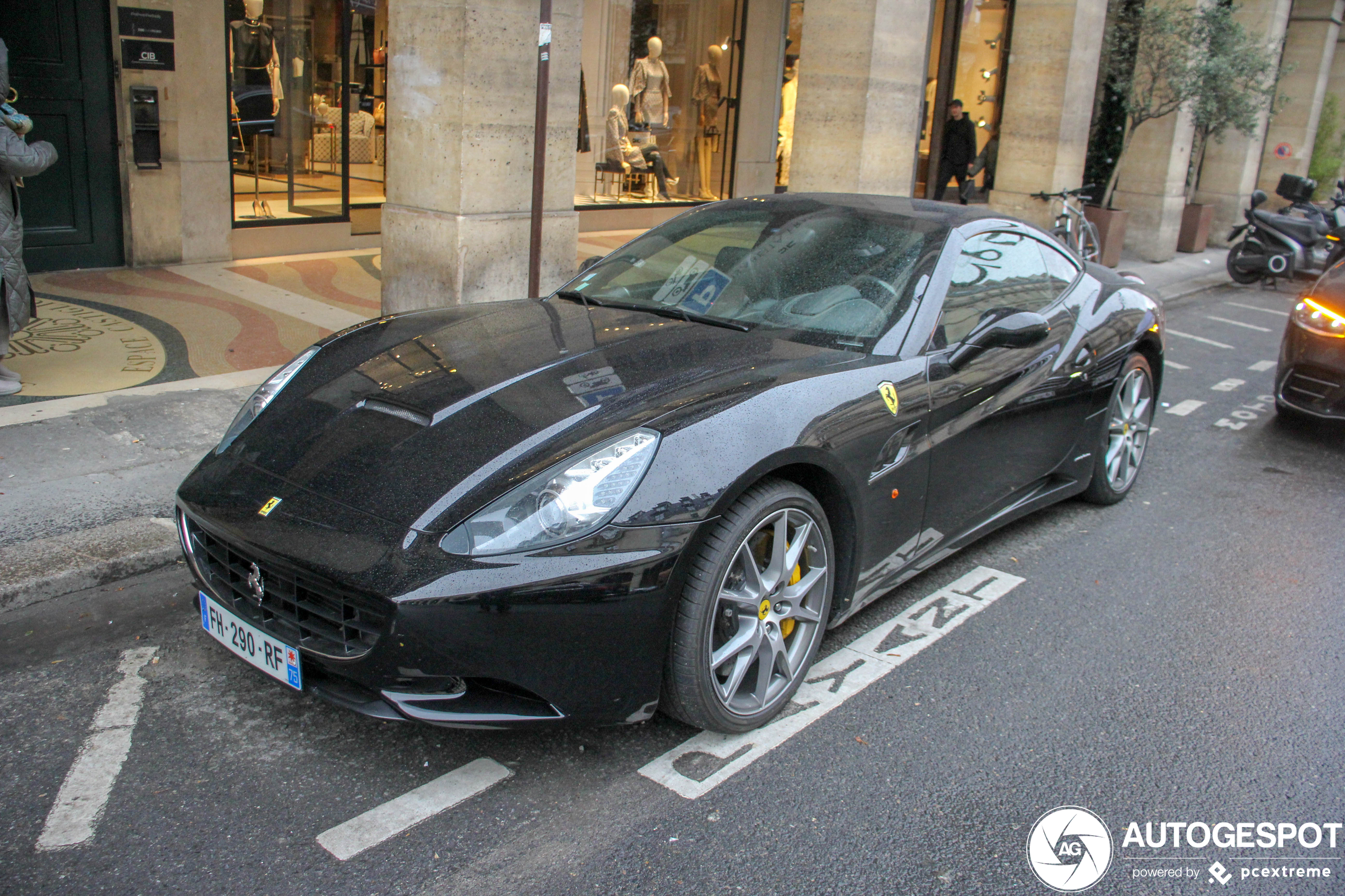 Ferrari California