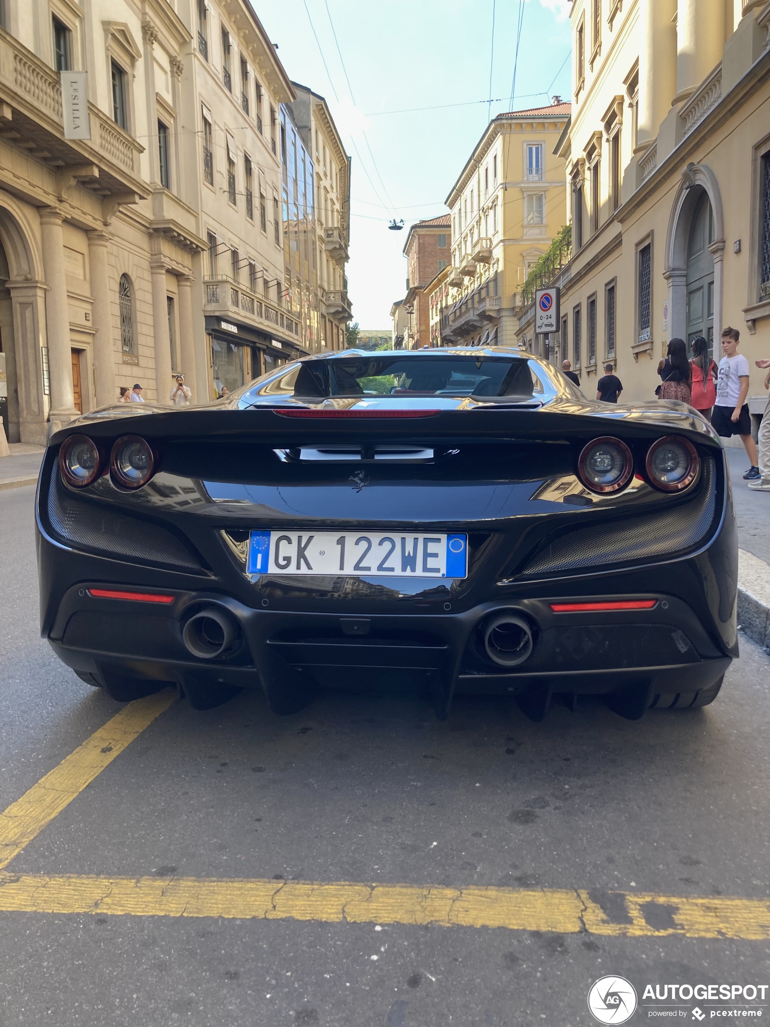 Ferrari F8 Spider