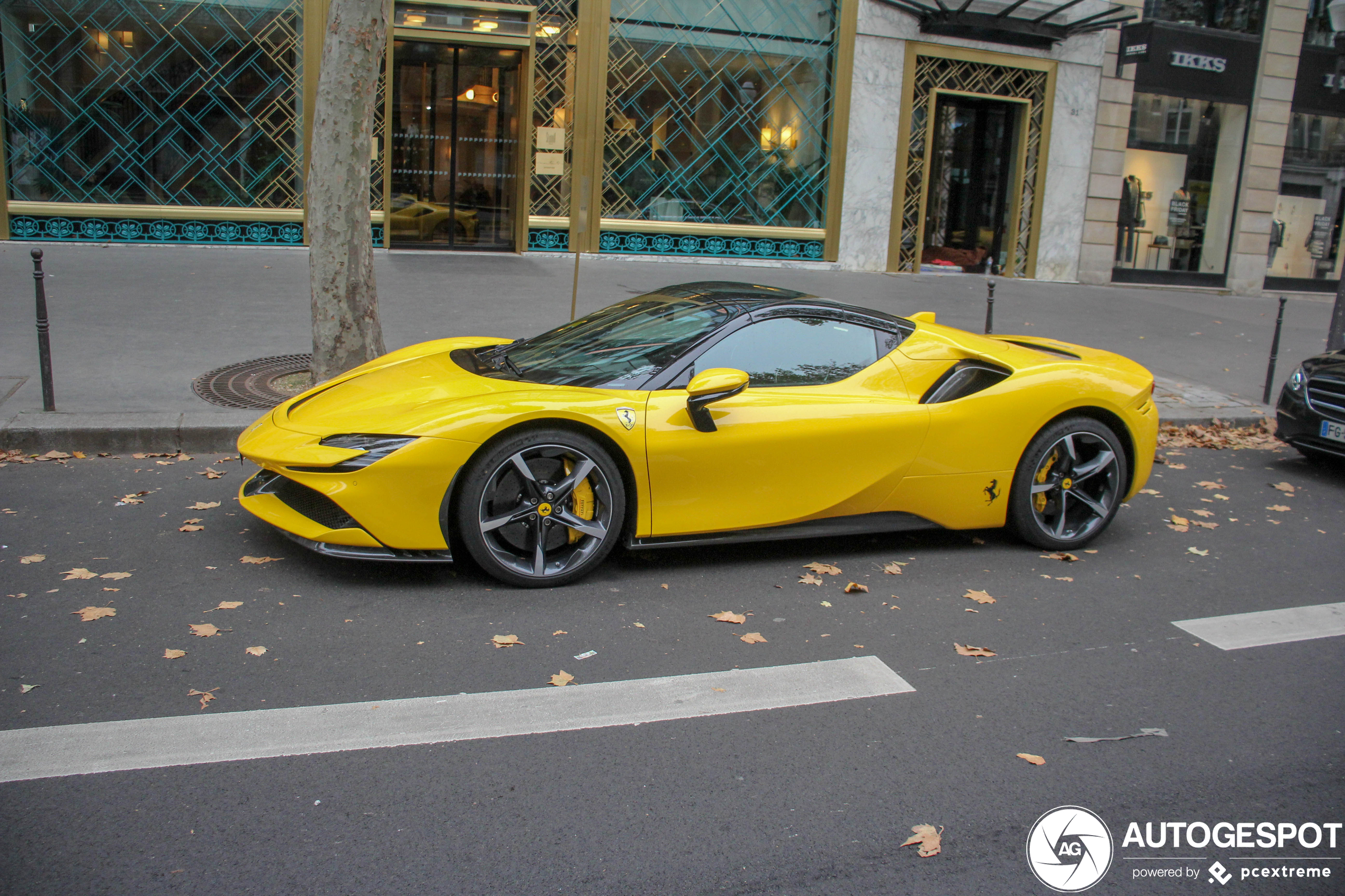 Ferrari SF90 Spider