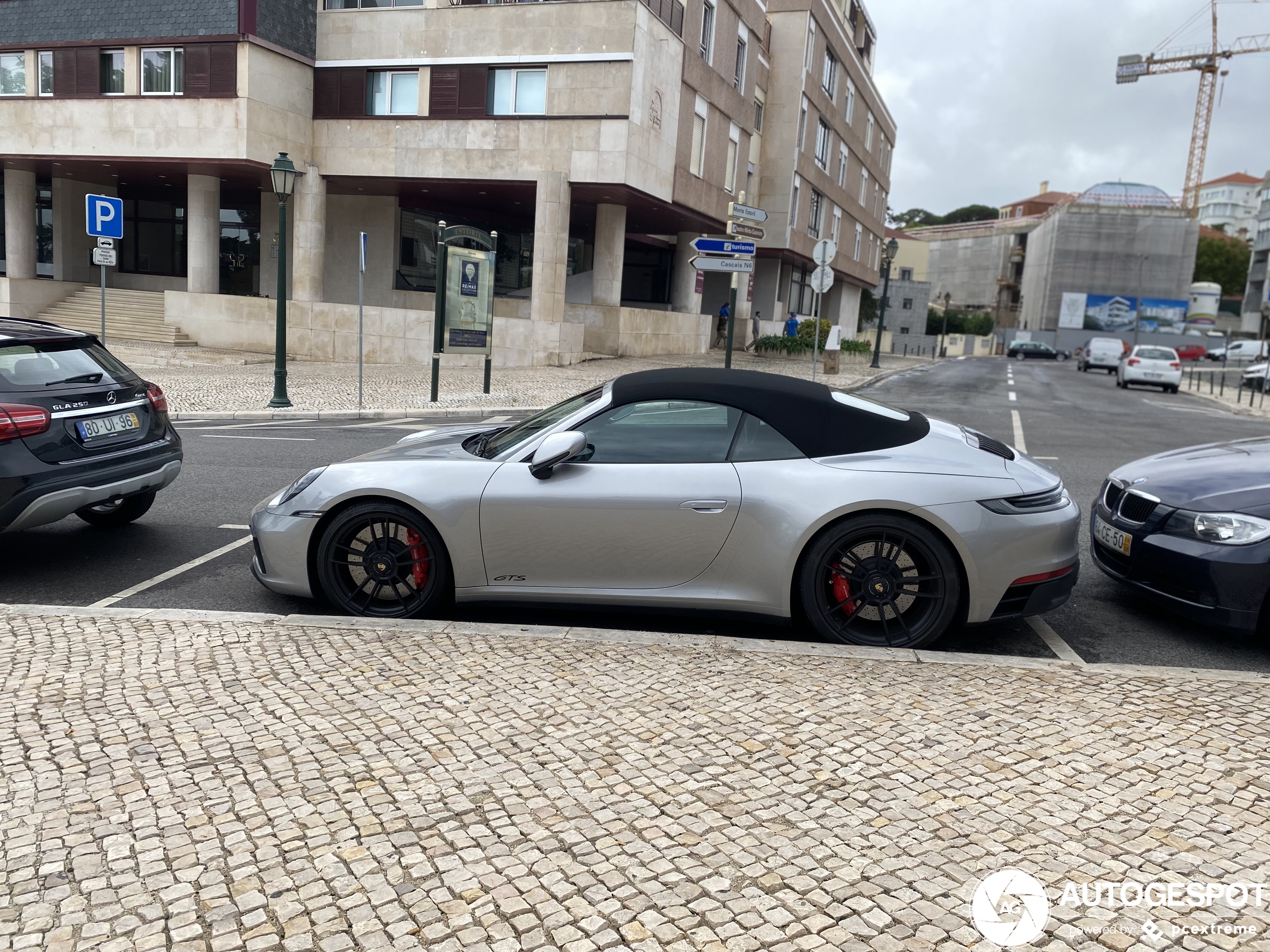 Porsche 992 Carrera 4 GTS Cabriolet