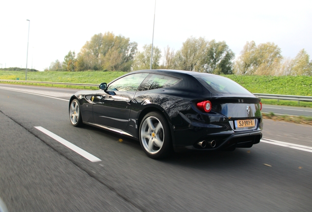 Ferrari FF