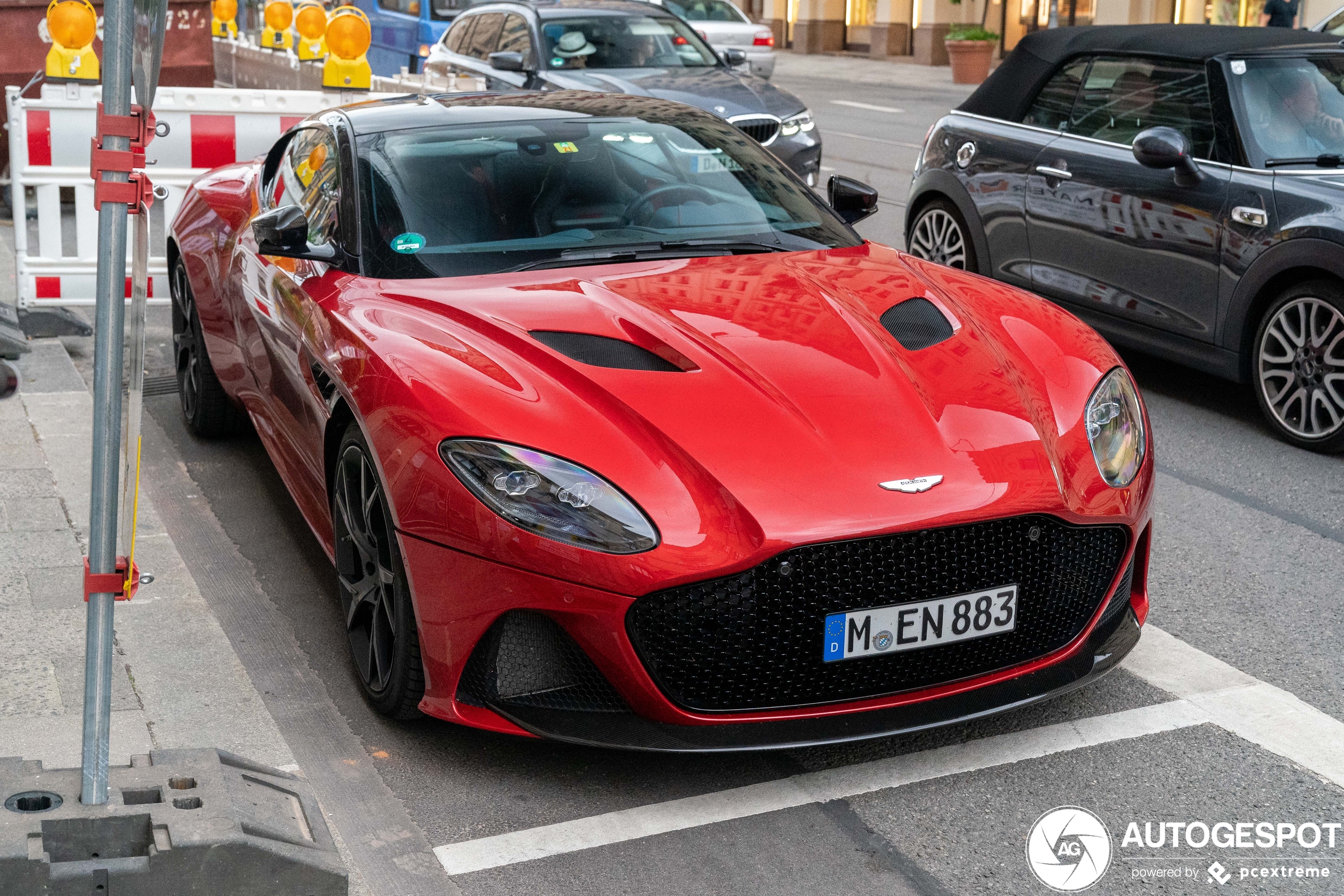 Aston Martin DBS Superleggera