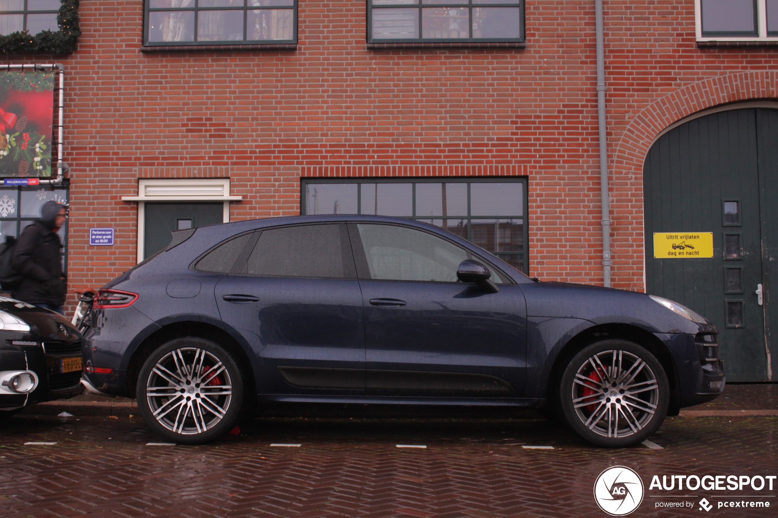 Porsche 95B Macan Turbo