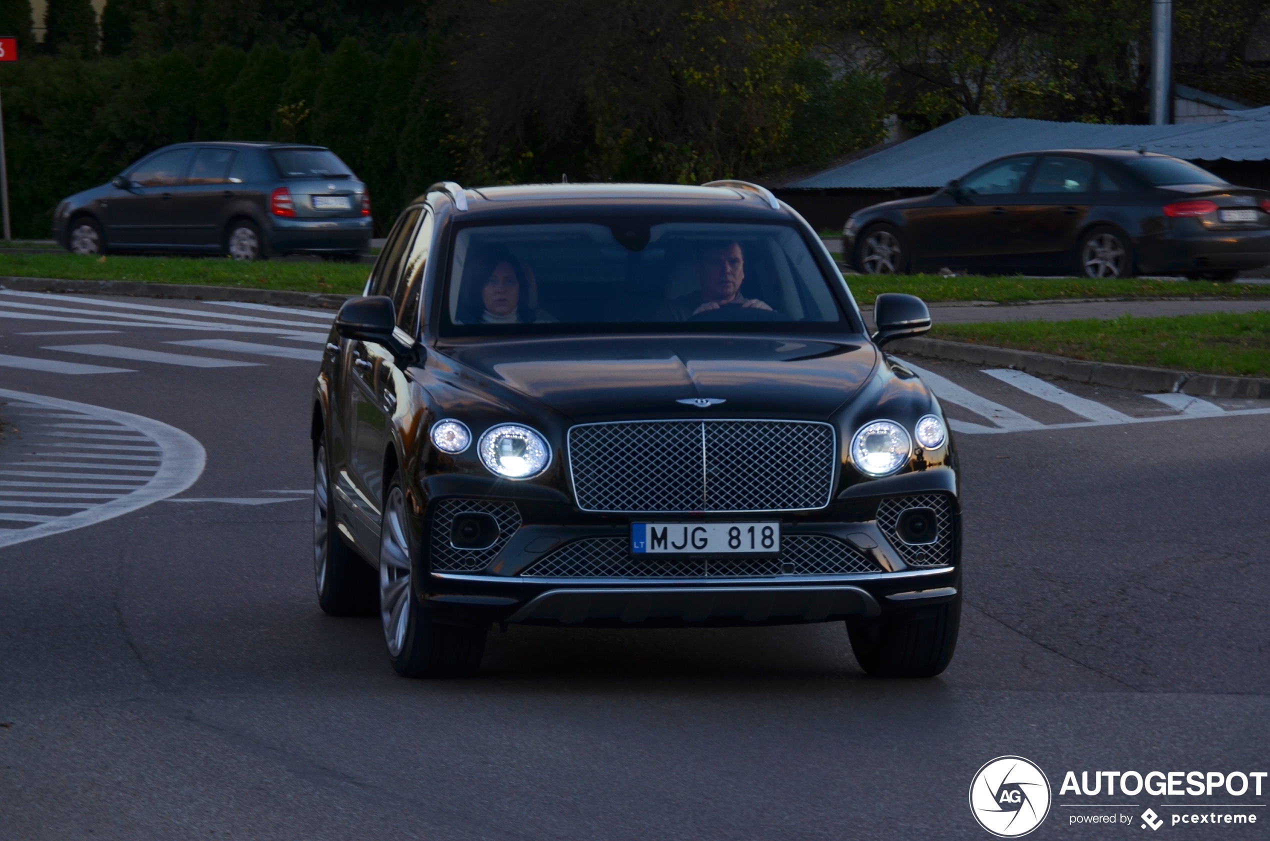 Bentley Bentayga V8 2021