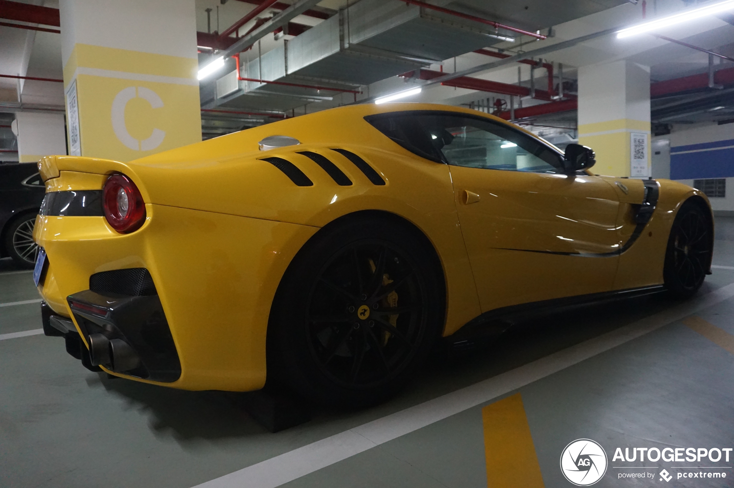 Ferrari F12tdf