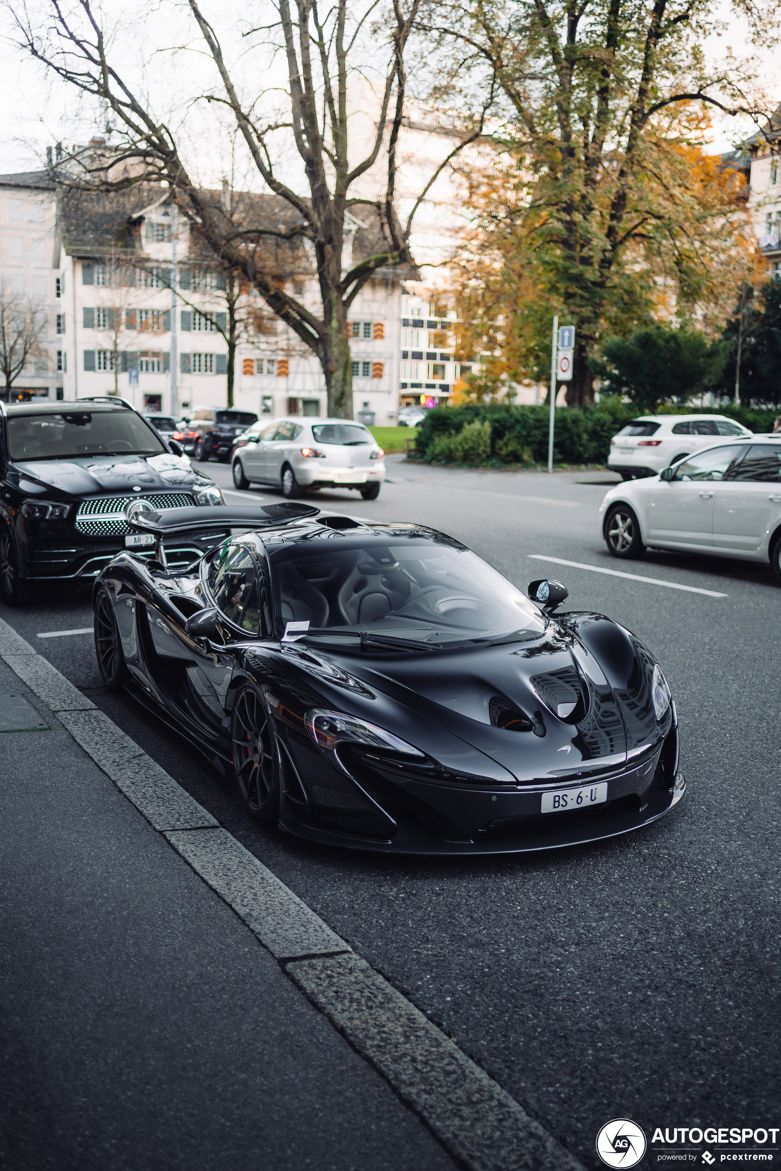 McLaren P1