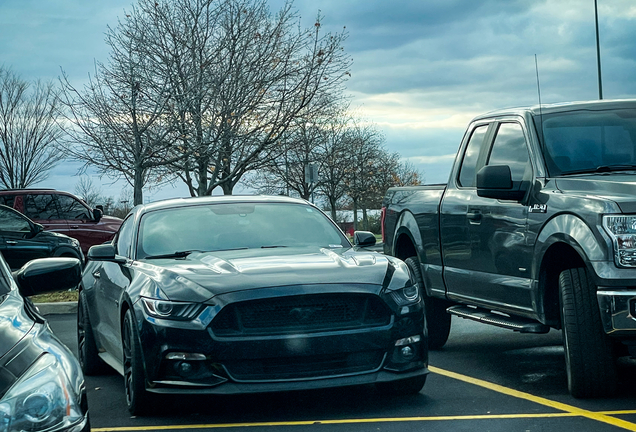 Ford Mustang GT 2015