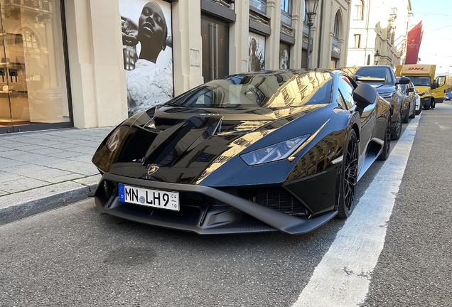 Lamborghini Huracán LP640-2 STO