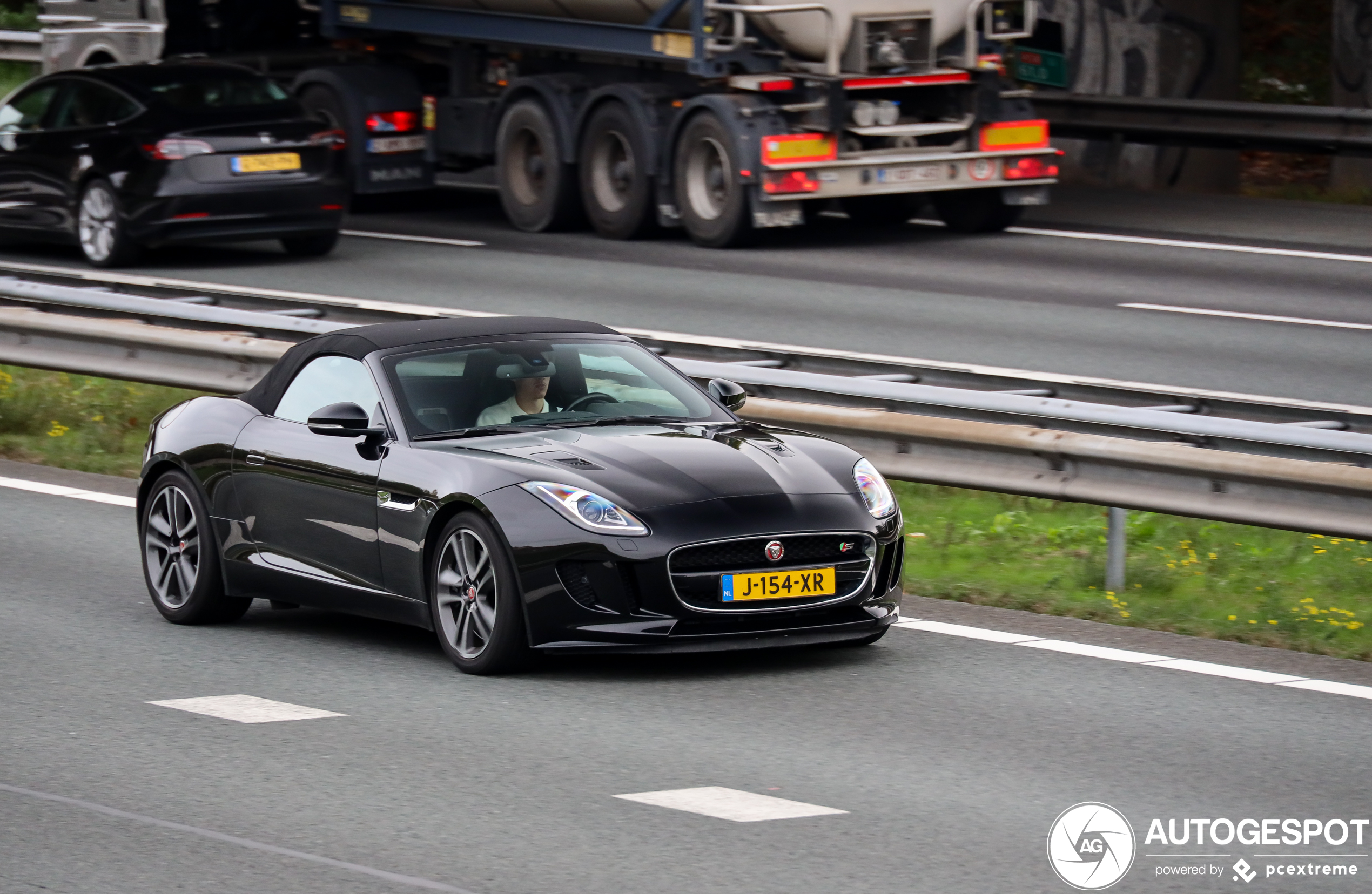 Jaguar F-TYPE S AWD Convertible