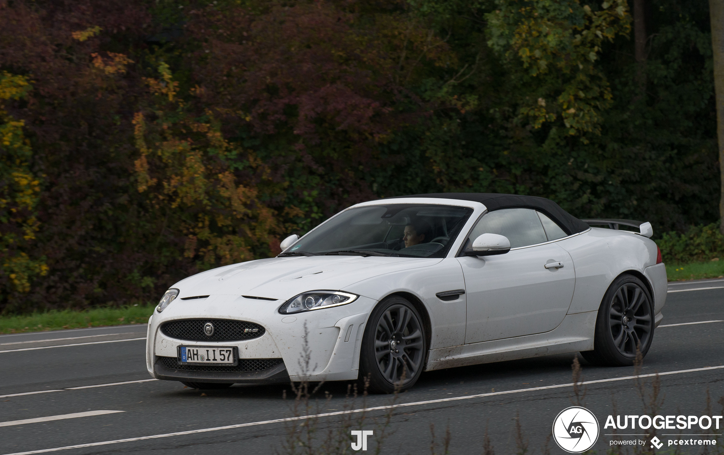 Jaguar XKR-S Convertible 2012