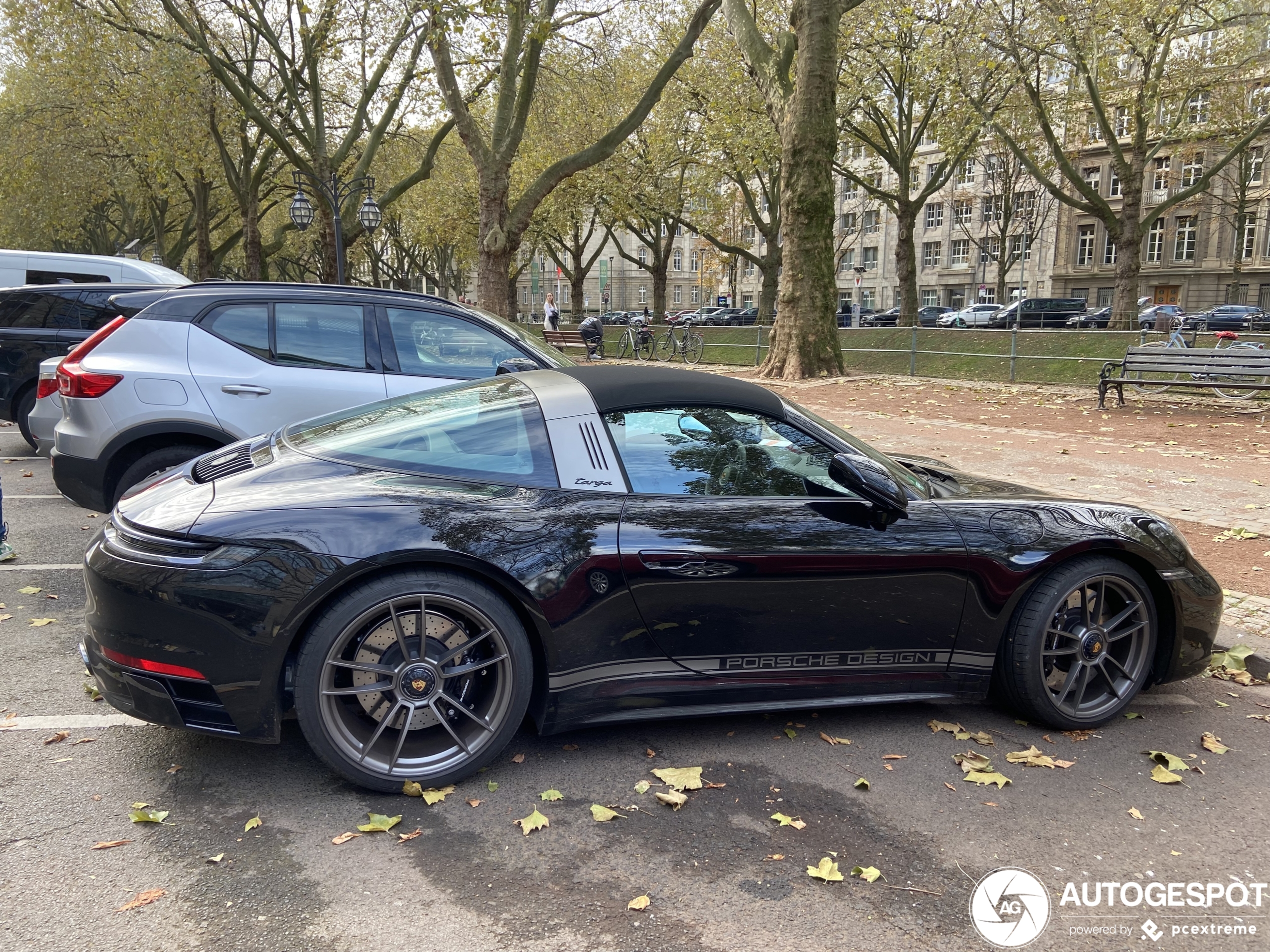 Porsche 992 Targa 4 GTS Edition 50 Years Porsche Design