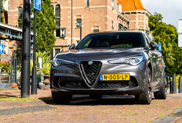 Alfa Romeo Stelvio Quadrifoglio