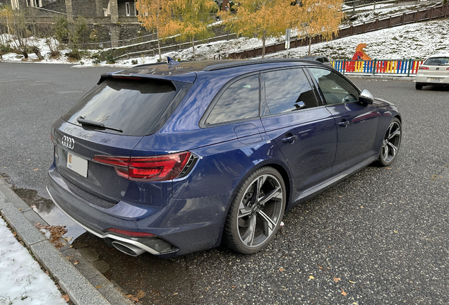 Audi RS4 Avant B9