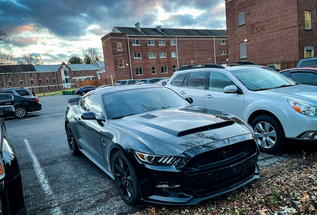 Ford Mustang GT 2015