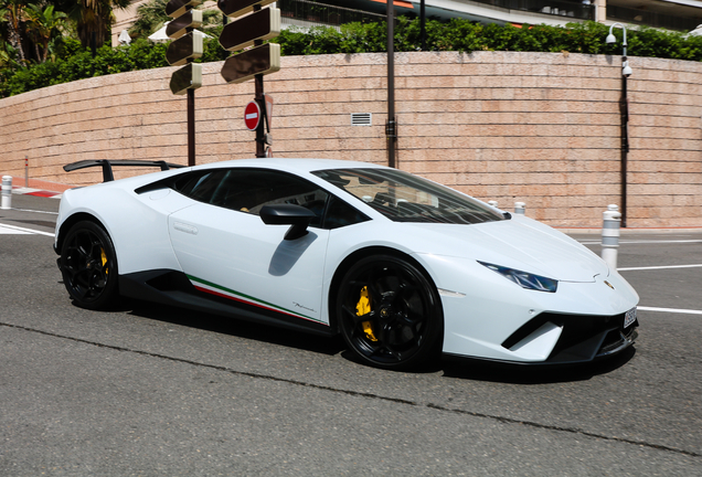 Lamborghini Huracán LP640-4 Performante