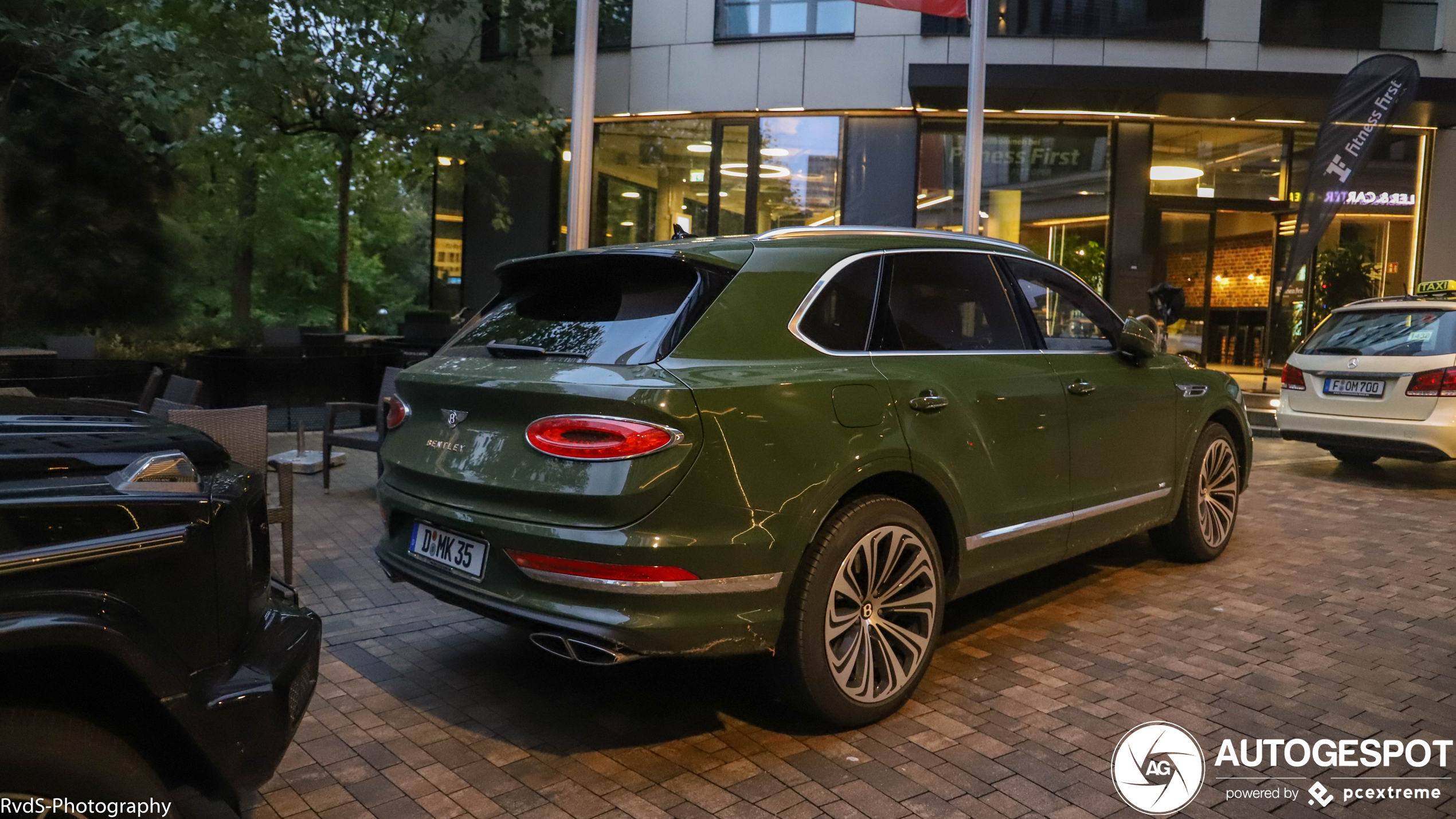 Bentley Bentayga V8 2021