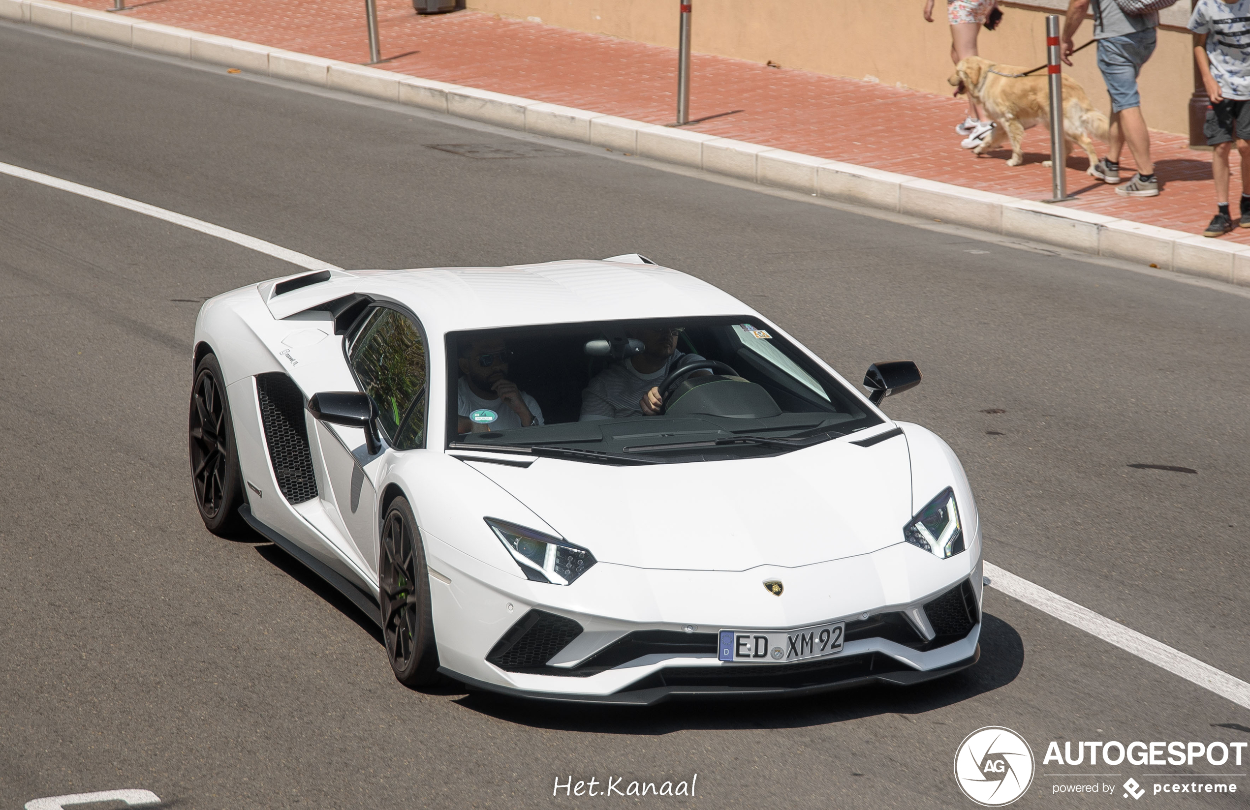 Lamborghini Aventador S LP740-4