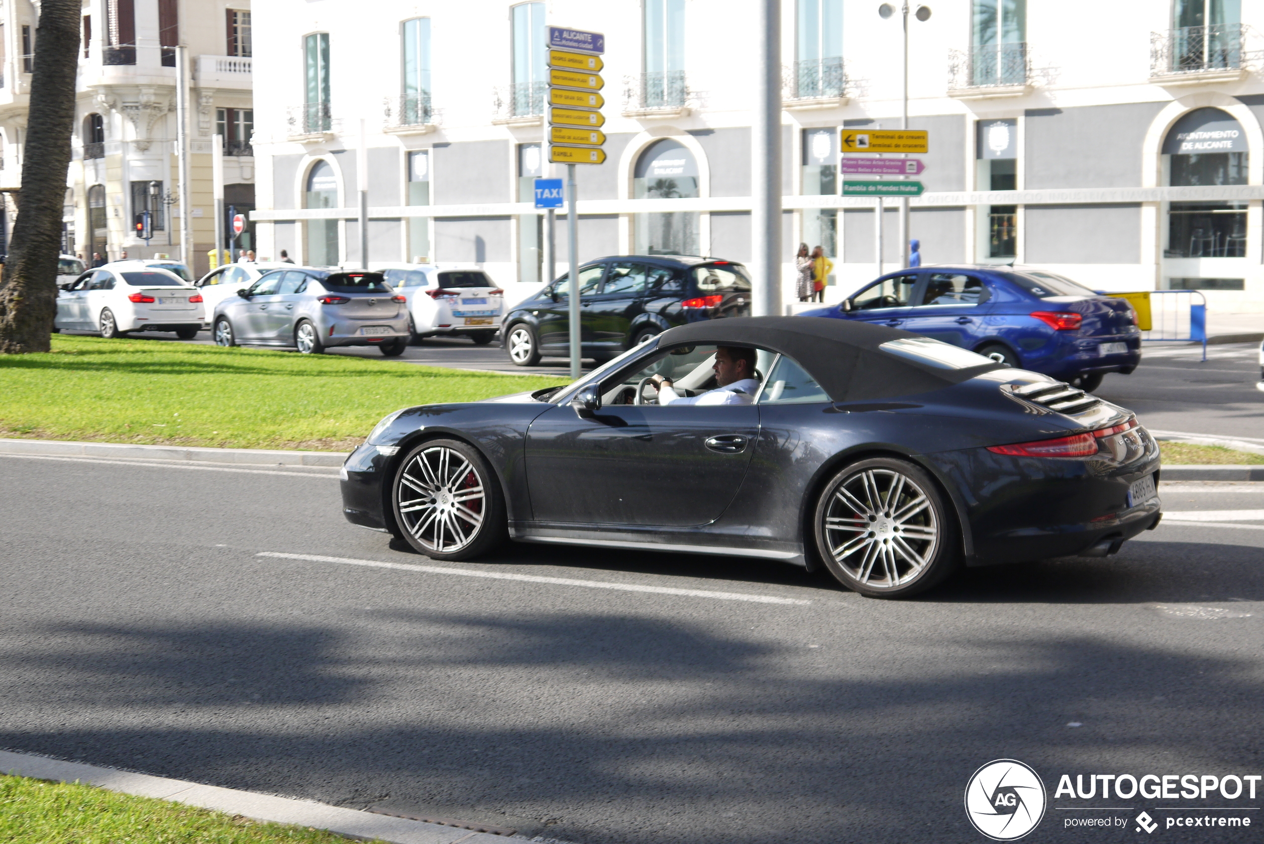 Porsche 991 Carrera 4S Cabriolet MkI