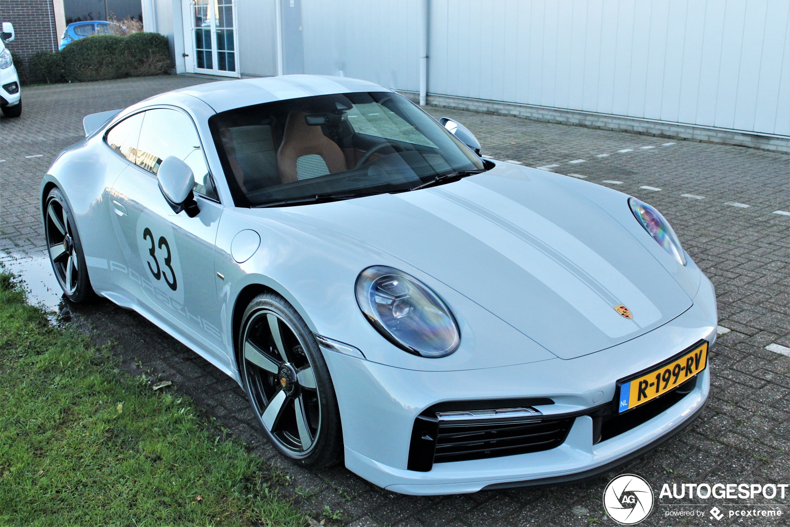 De eerste Porsche 992 Sport Classic is in Nederland