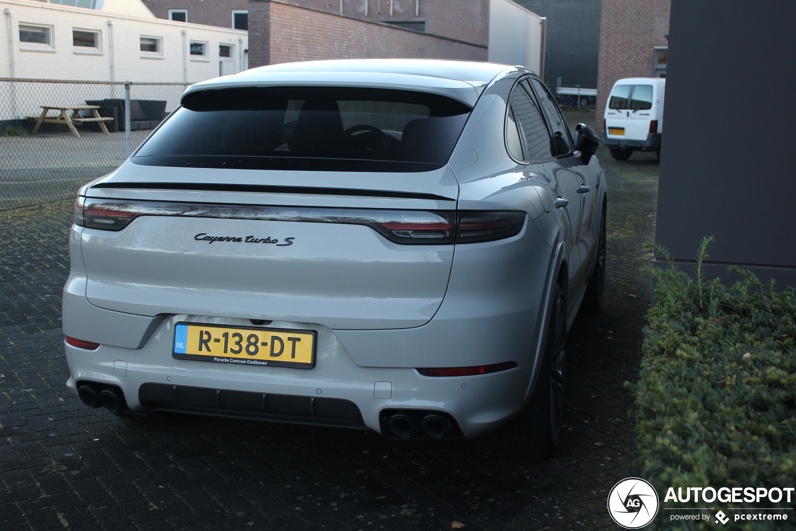 Porsche Cayenne Coupé Turbo S E-Hybrid