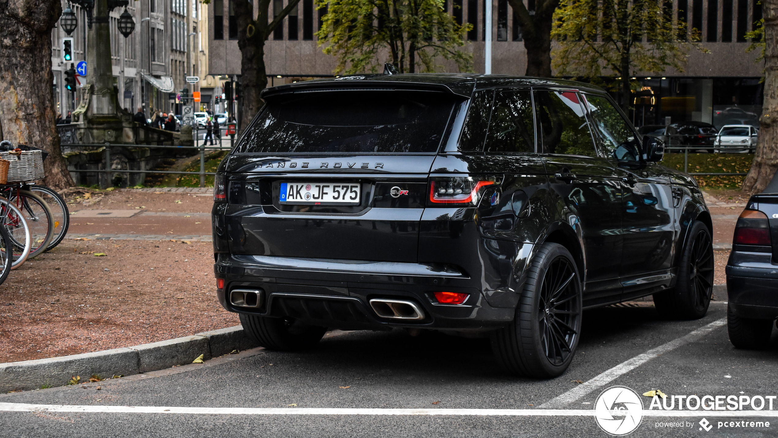 Land Rover Range Rover Sport SVR 2018