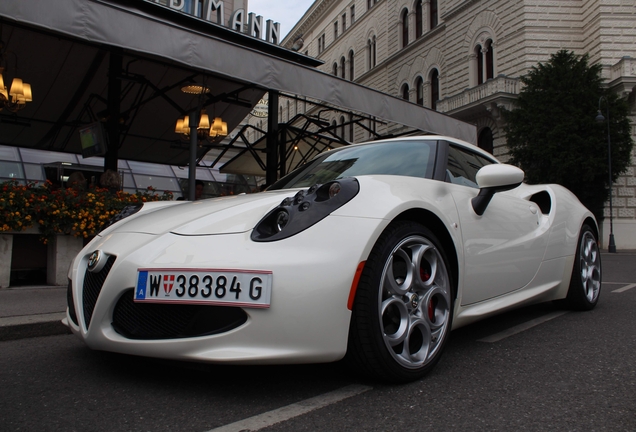 Alfa Romeo 4C Coupé