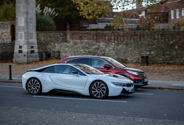 BMW i8