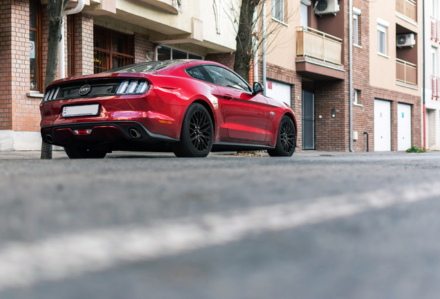 Ford Mustang GT 2015