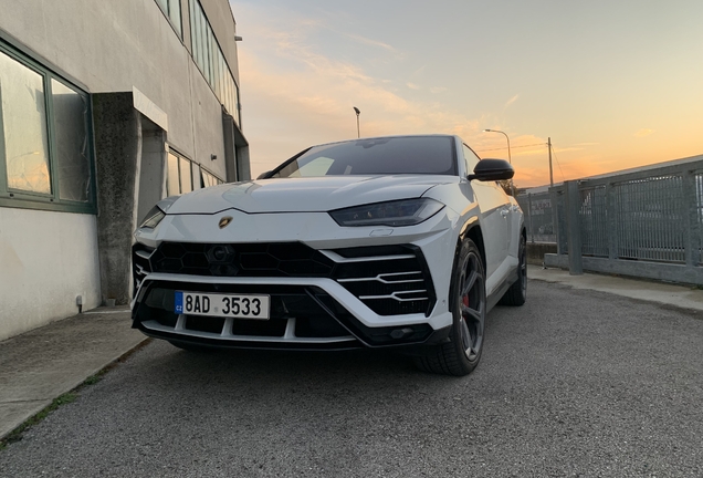 Lamborghini Urus