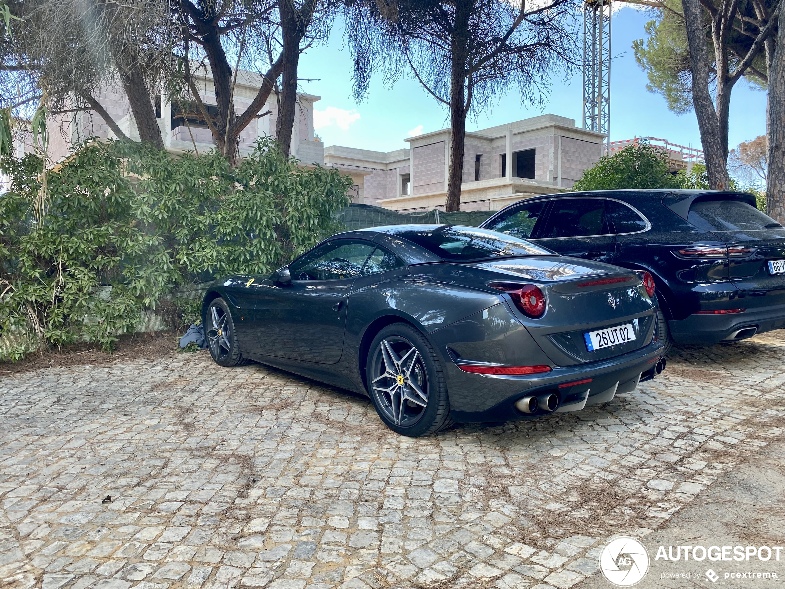 Ferrari California T