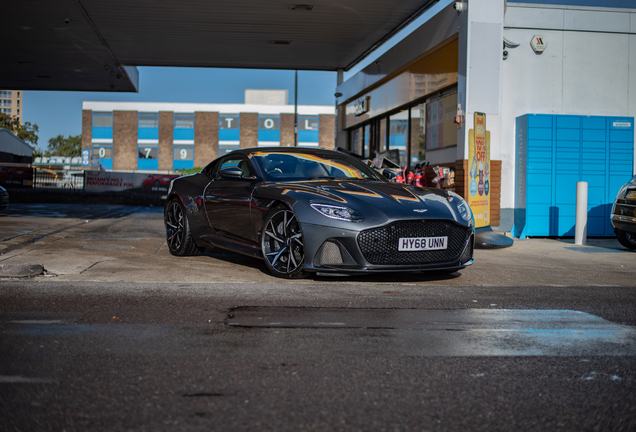 Aston Martin DBS Superleggera