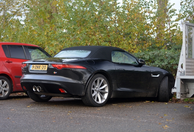 Jaguar F-TYPE S Convertible