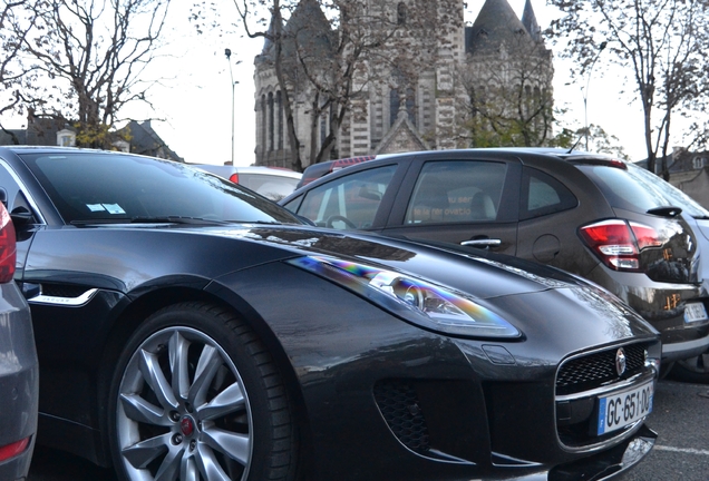 Jaguar F-TYPE S Coupé