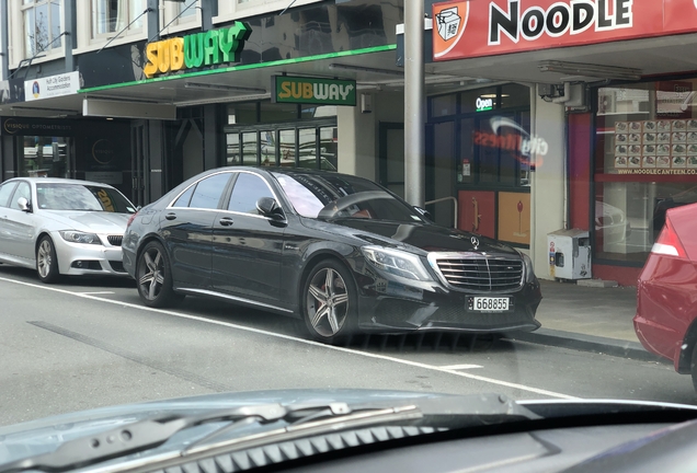 Mercedes-AMG S 63 V222