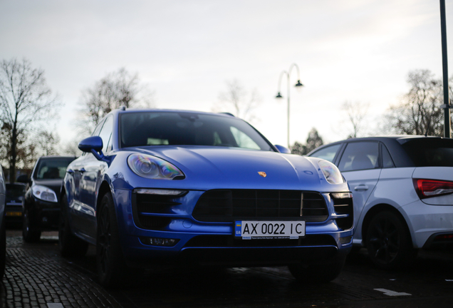 Porsche 95B Macan GTS