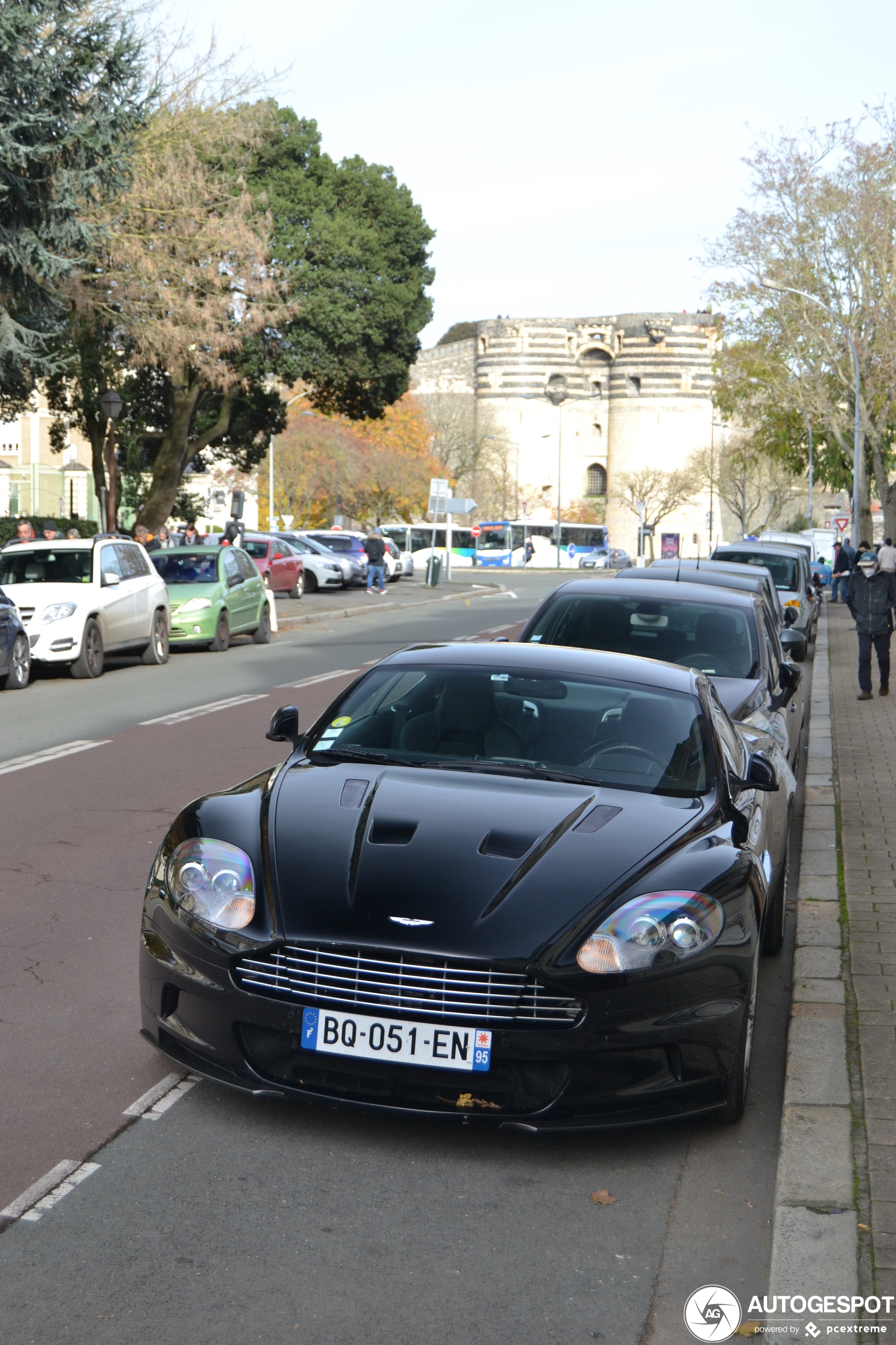 Aston Martin DBS