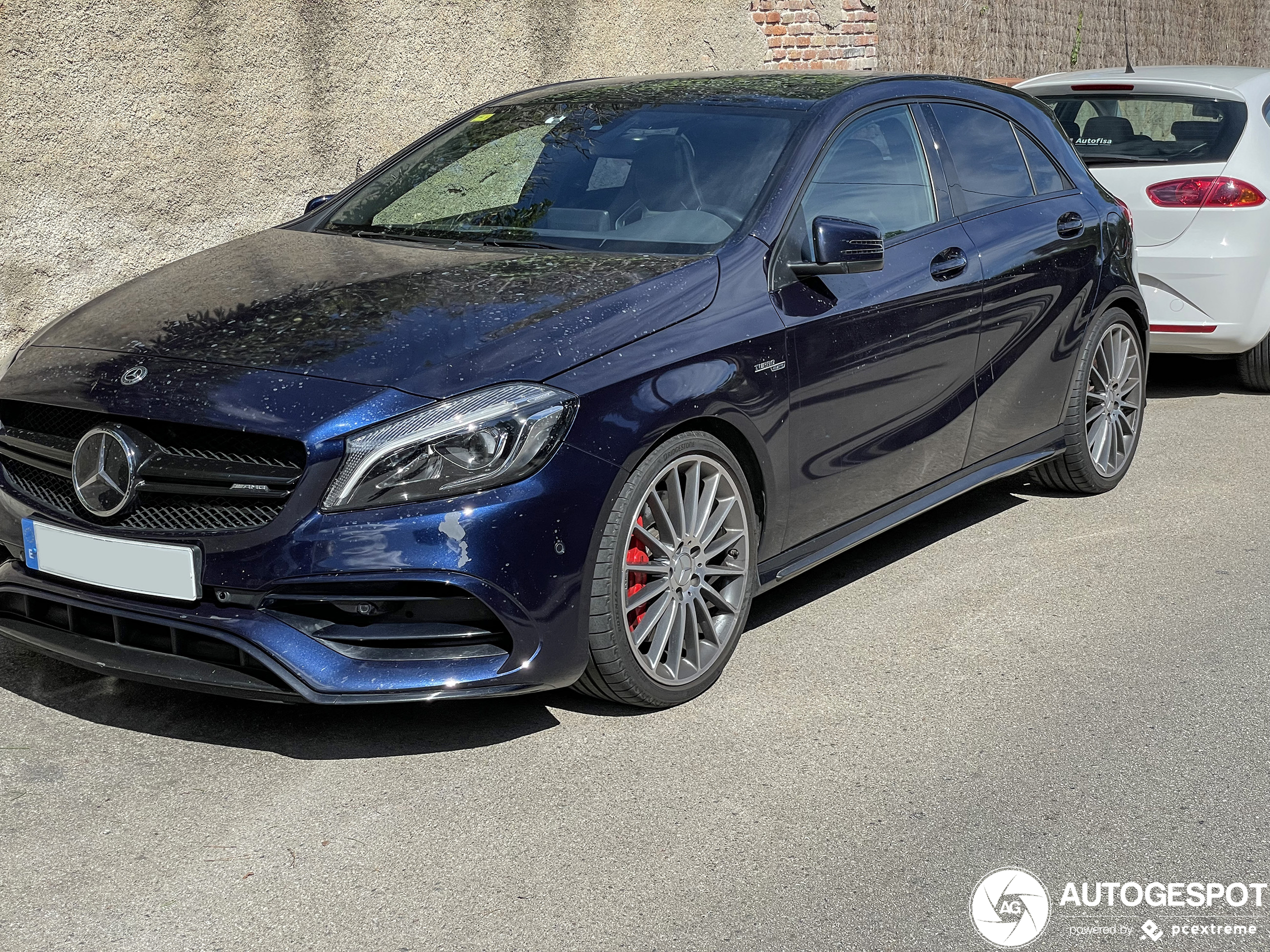 Mercedes-AMG A 45 W176 2015