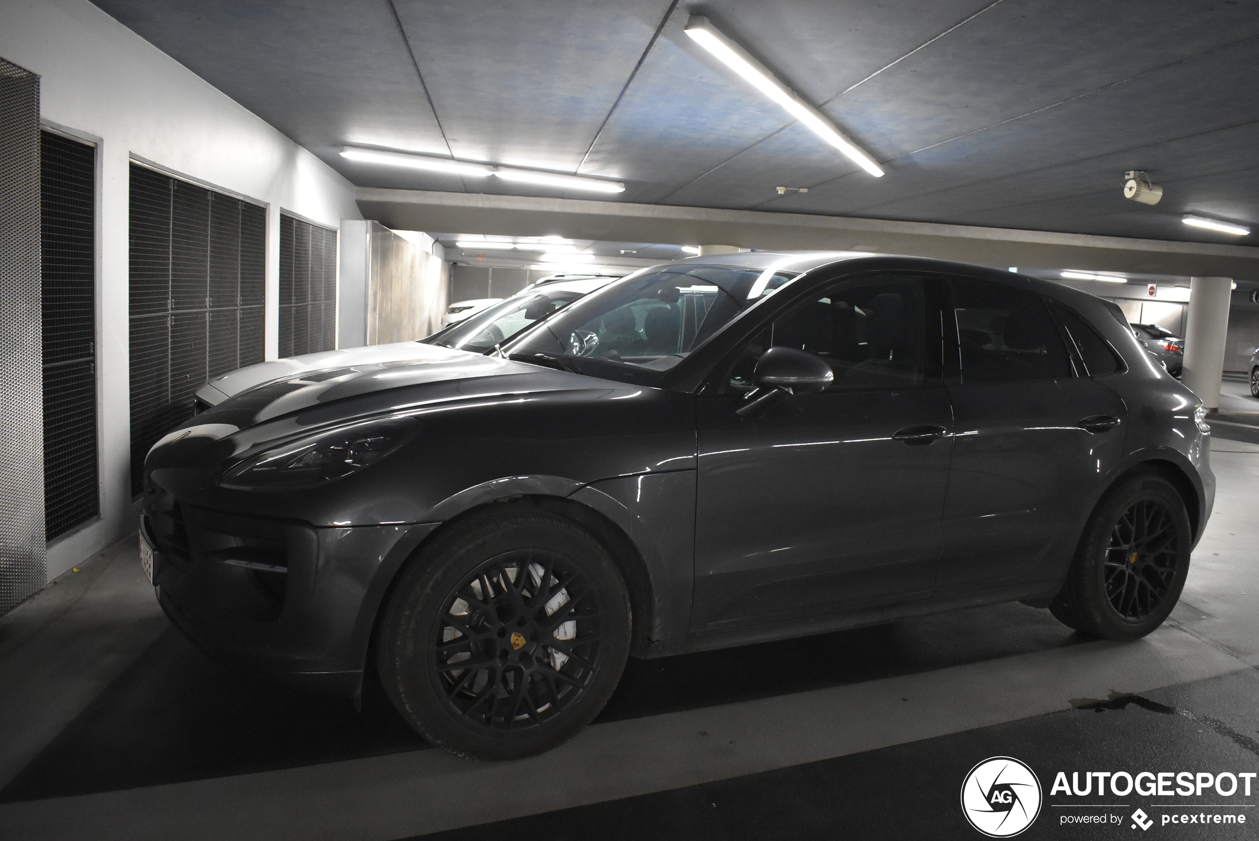 Porsche 95B Macan GTS MkII