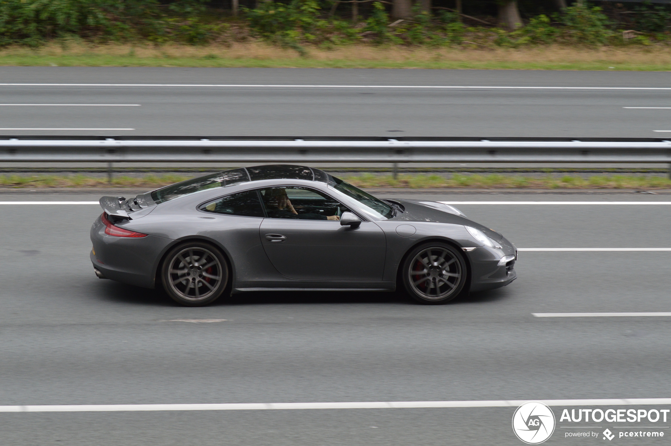 Porsche 991 Carrera 4S MkI