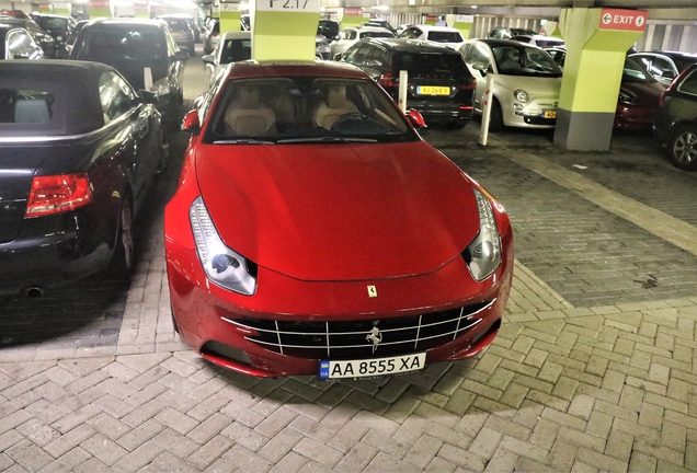 Ferrari FF