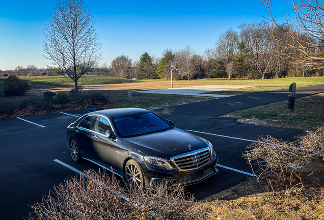 Mercedes-Benz S 65 AMG V222