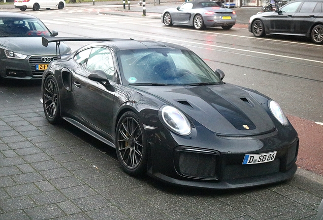 Porsche 991 GT2 RS Weissach Package