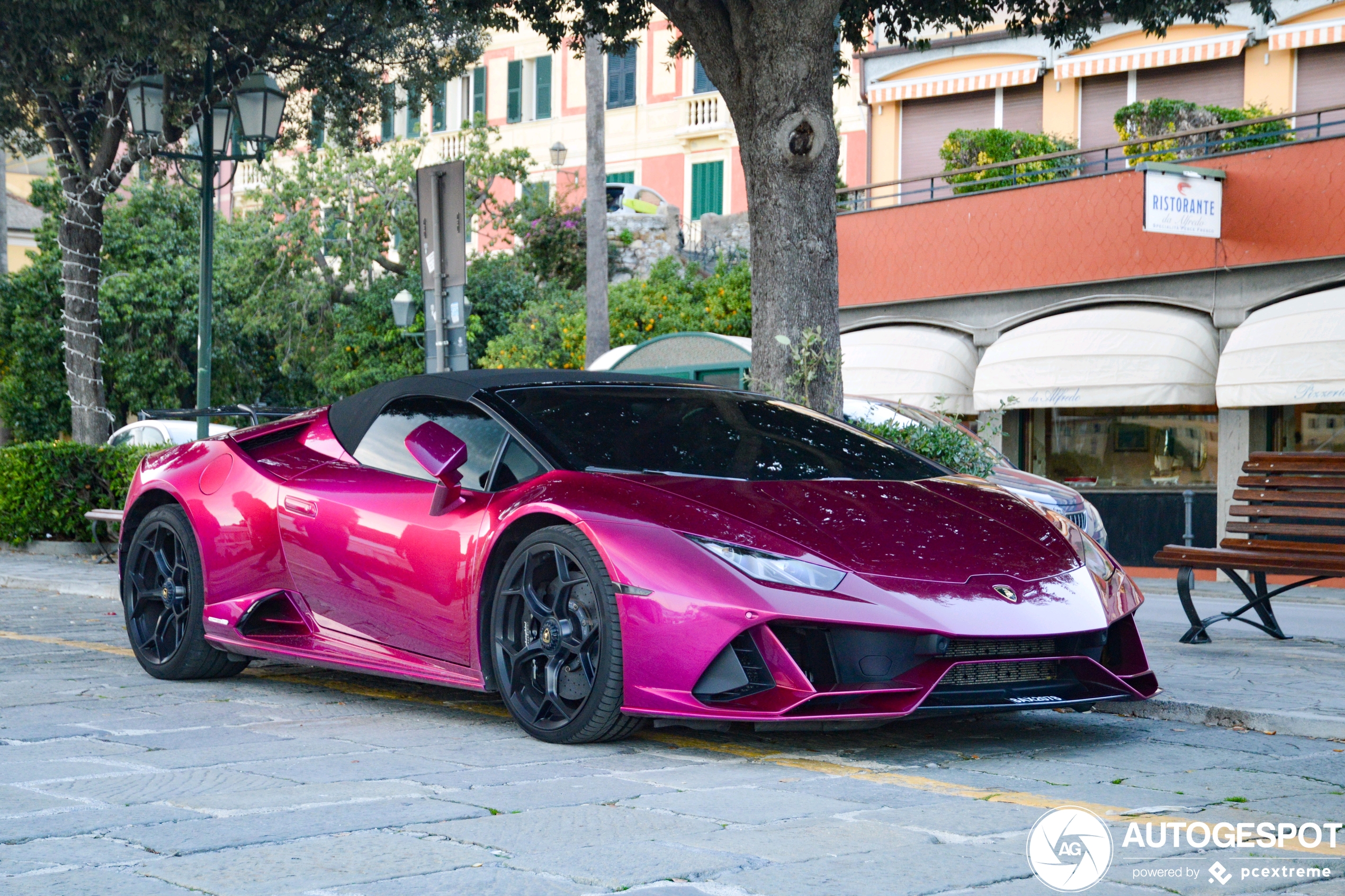 Lamborghini Huracán LP640-4 EVO Spyder