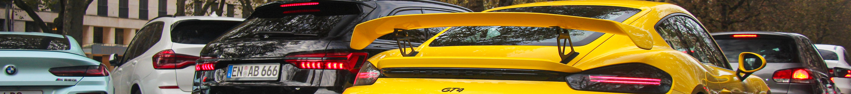 Porsche 718 Cayman GT4