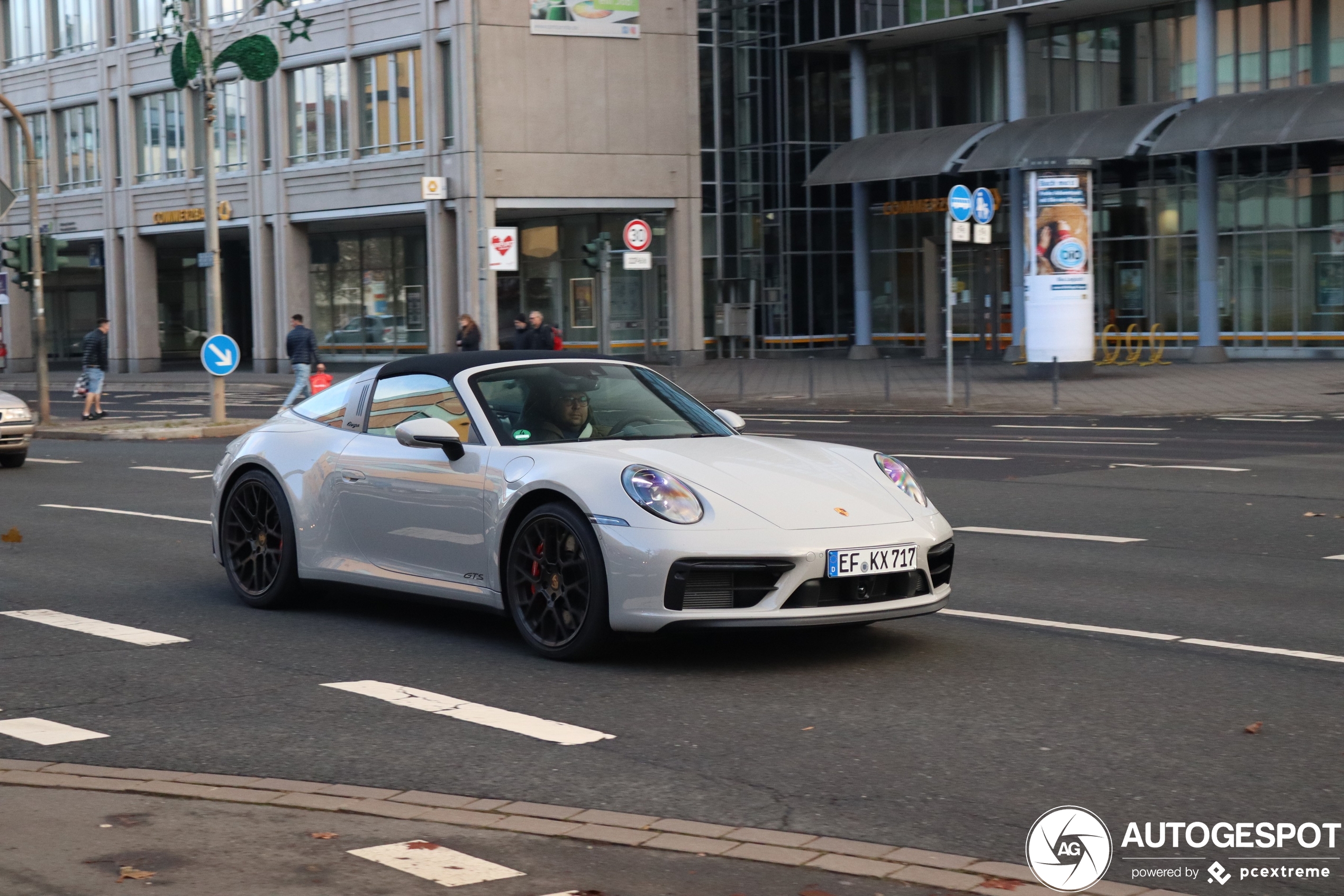 Porsche 992 Targa 4 GTS