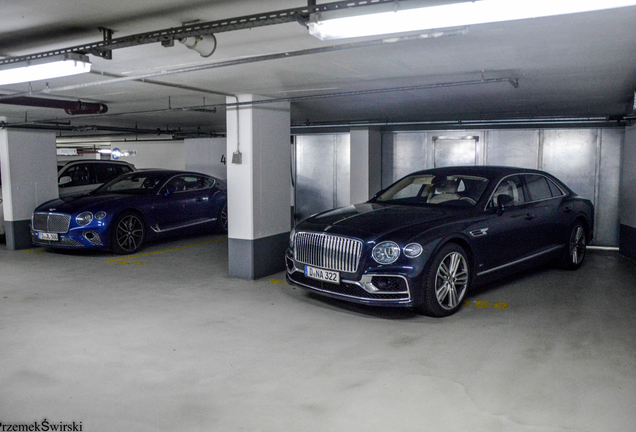 Bentley Flying Spur V8 2021