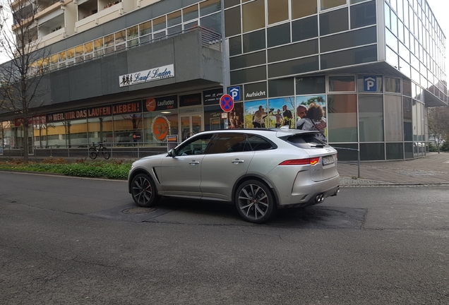 Jaguar F-PACE SVR 2021