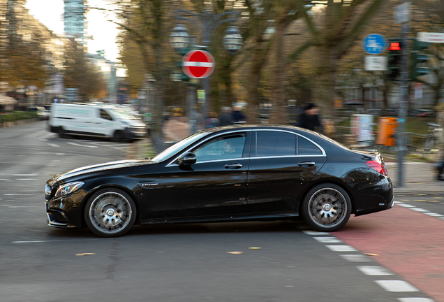 Mercedes-AMG C 63 W205