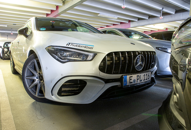 Mercedes-AMG CLA 45 Shooting Brake X118