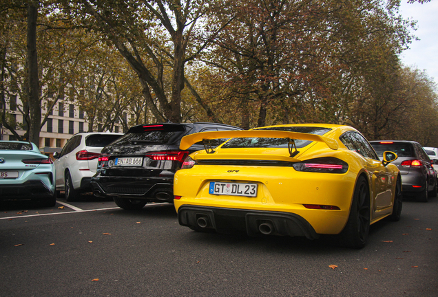 Porsche 718 Cayman GT4